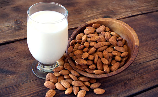 Calories in almond milk