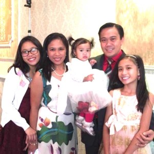 Ronie Mataquel and family