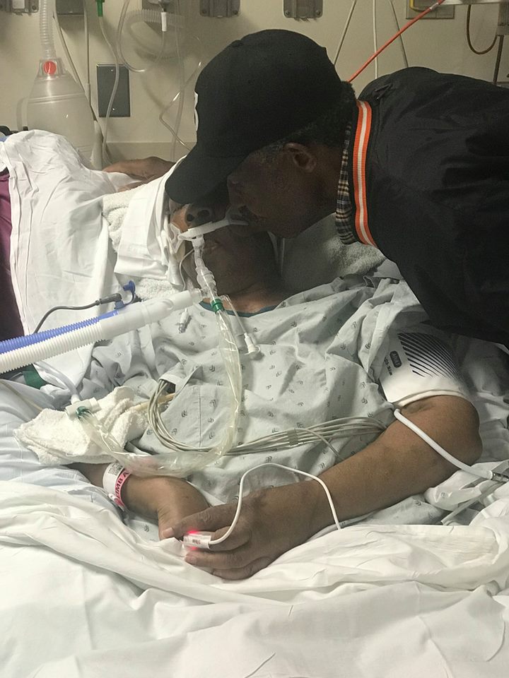 98yearold man visits paralyzed wife in hospital by walking nearly 6