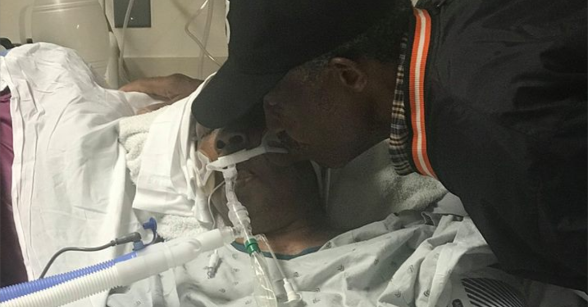 98yearold man visits paralyzed wife in hospital by walking nearly 6