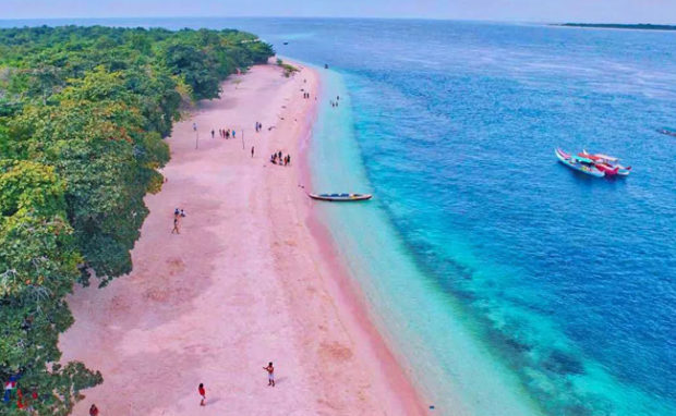 Pink Beach, Santa Cruz Island, Zamboanga