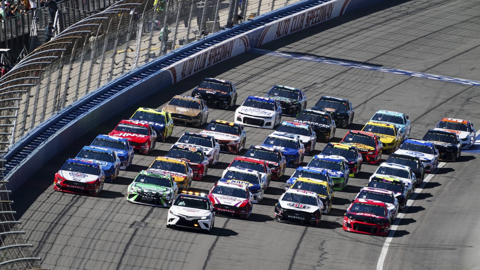 Kyle Busch Ties Petty's Record with 200th Career NASCAR Win