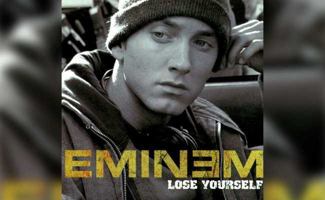 Lose your lose yourself. Петлюра печальный парень. Я иду осторожно Петлюра. Eminem lose yourself. Хочешь я прибегу Петлюра.