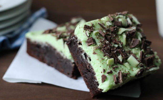 mint chocolate chip protein brownies