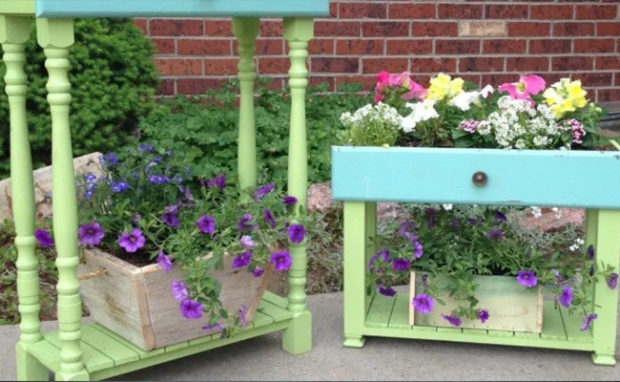 Re-purposed Drawers into Porch Planter Boxes