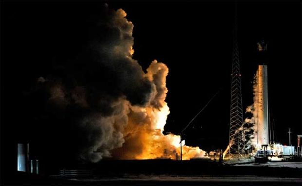 SpaceX Successfully Reuses Falcon 9 Rocket for Canadian Satellites