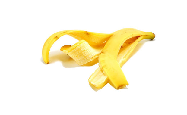 Méthode de la peau de banane pour enlever un suçon (1)