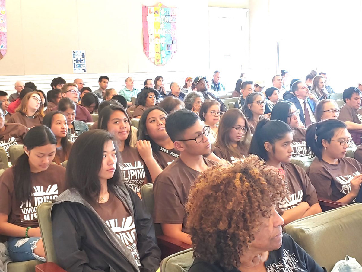 FilAm activists hail passage of Alameda, Calif. rent control ordinance