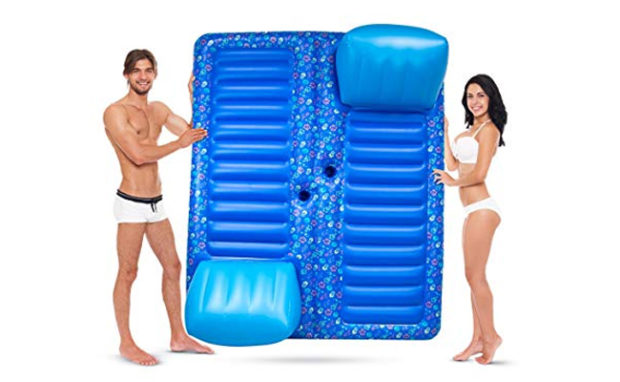 Face to Face 2-Person Swimming Pool Lounge Raft with Cup
