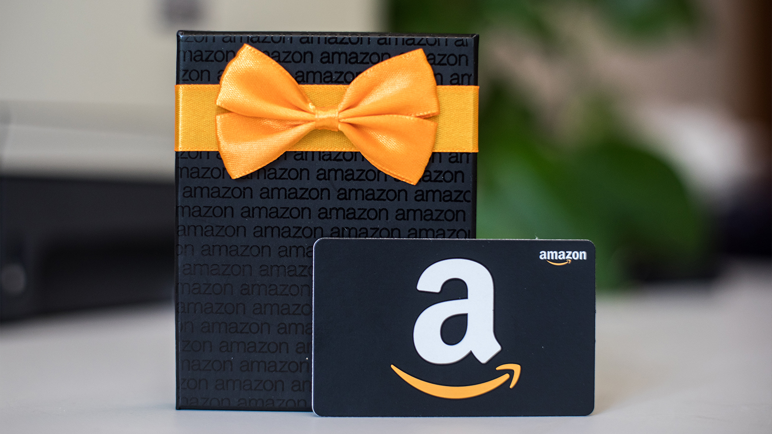 how to use amazon gift card for online shopping
