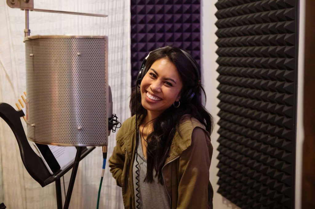 Filipino American actor Ashley Argota is among the ensemble players starring in a movie on demand I Hate New Year’s, available for streaming Dec. 4, available on demand everywhere, as well as on the Tello Network. CONTRIBUTED