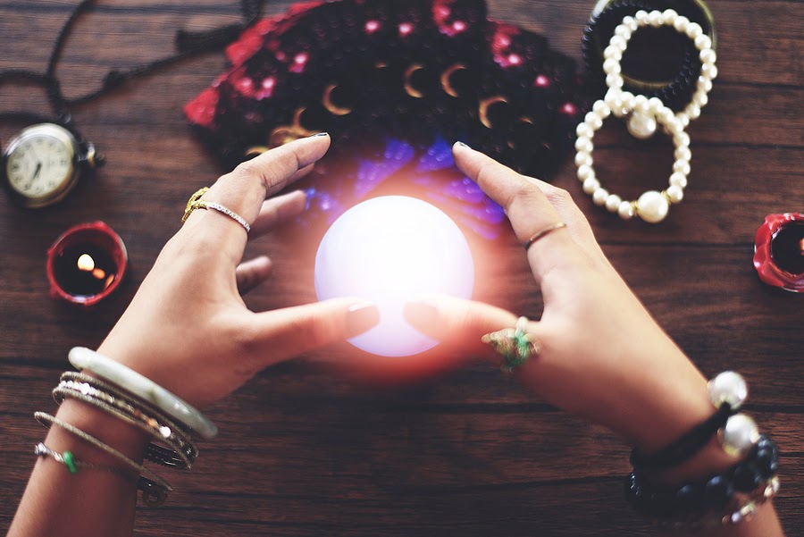 10 Best Online Psychic Reading Sites: 3 FREE Minutes!