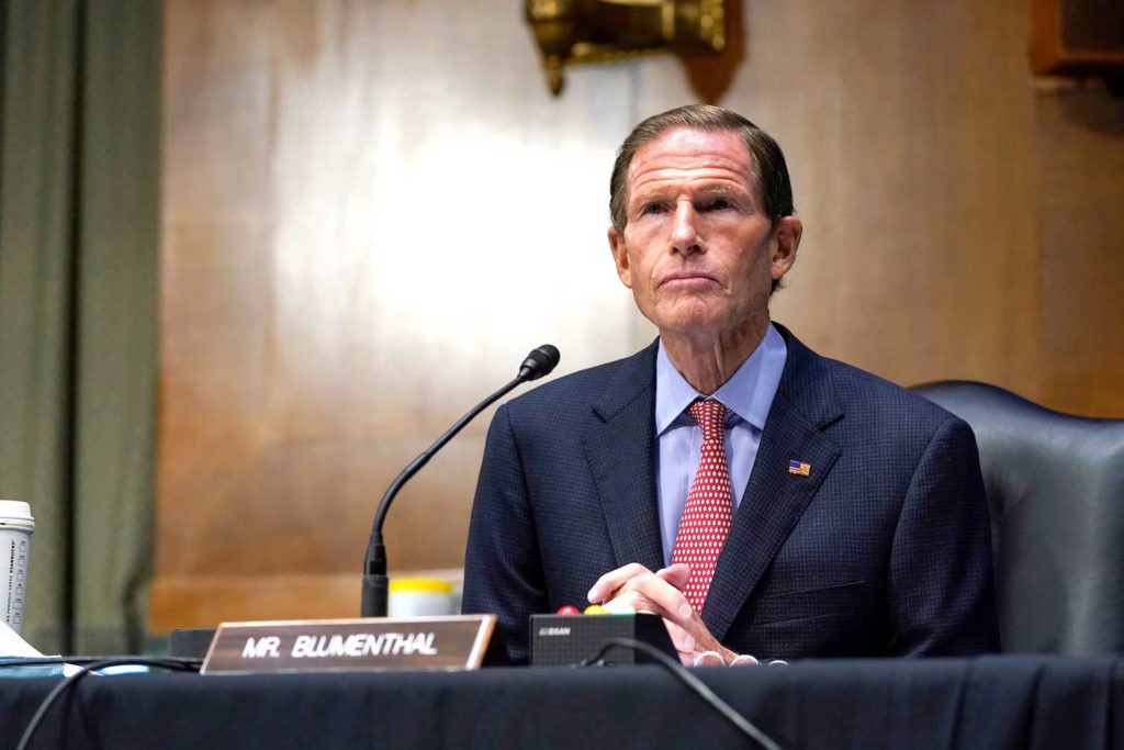   U.S. Senator Richard Blumenthal (D-CT) listens during a Senate Judiciary Committee hearing on the FBI investigation into links between Donald Trump associates and Russian officials during the 2016 U.S. presidential election, on Capitol Hill in Washington, U.S., November 10, 2020. Susan Walsh/Pool via REUTERS