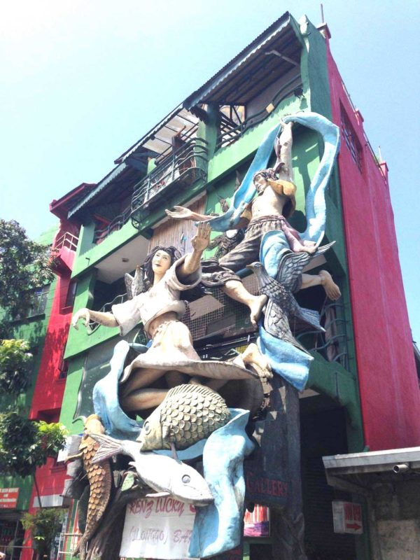 Sculptor Nemi Miranda’s residence, “Bahay Kubo” with the Sea Goddess, maintains the look and freshness of a Filipino home inside the edifice, which doubles as a museum.