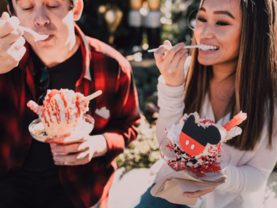 12. Go on an ice cream date. free date ideas