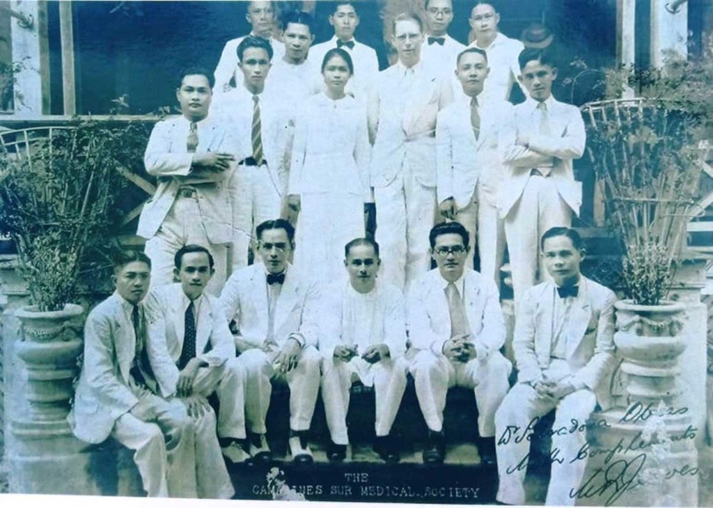The young Dr. Hidalgo seated on steps second from left, with Camarines Sur Medical Society