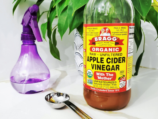 Can Apple cider vinegar remove moles?