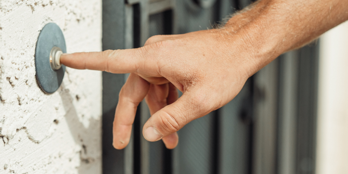 Ring vs Simplisafe What is the best home security system? Inquirer