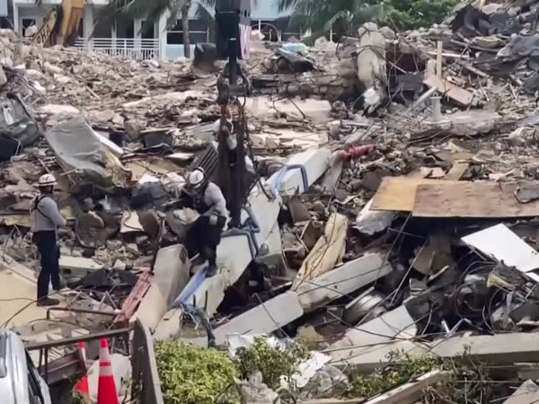 Death toll feared to rise, rescue on a week after Florida condo collapse