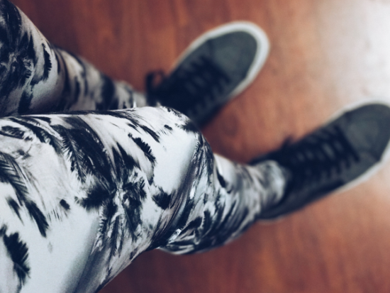 What are good leggings to wear on Amazon?