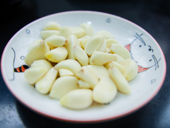 What is the best way to roast garlic?