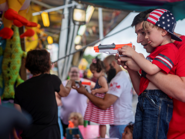 Americans July Fourth celebrations revamp after last year's pandemic