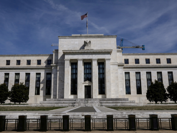 Seven months and ticking, renomination for Powell as Fed chair builds