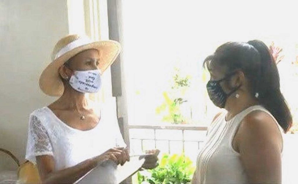 Clementina Ceria-Ulep and Agnes Malate, health care educators from the University of Hawaii at Manoa, joined forces with longtime Filipino community activist Amy Agbayani and organized a group of volunteers that led to FilCom Cares. SCREENSHOT KITV