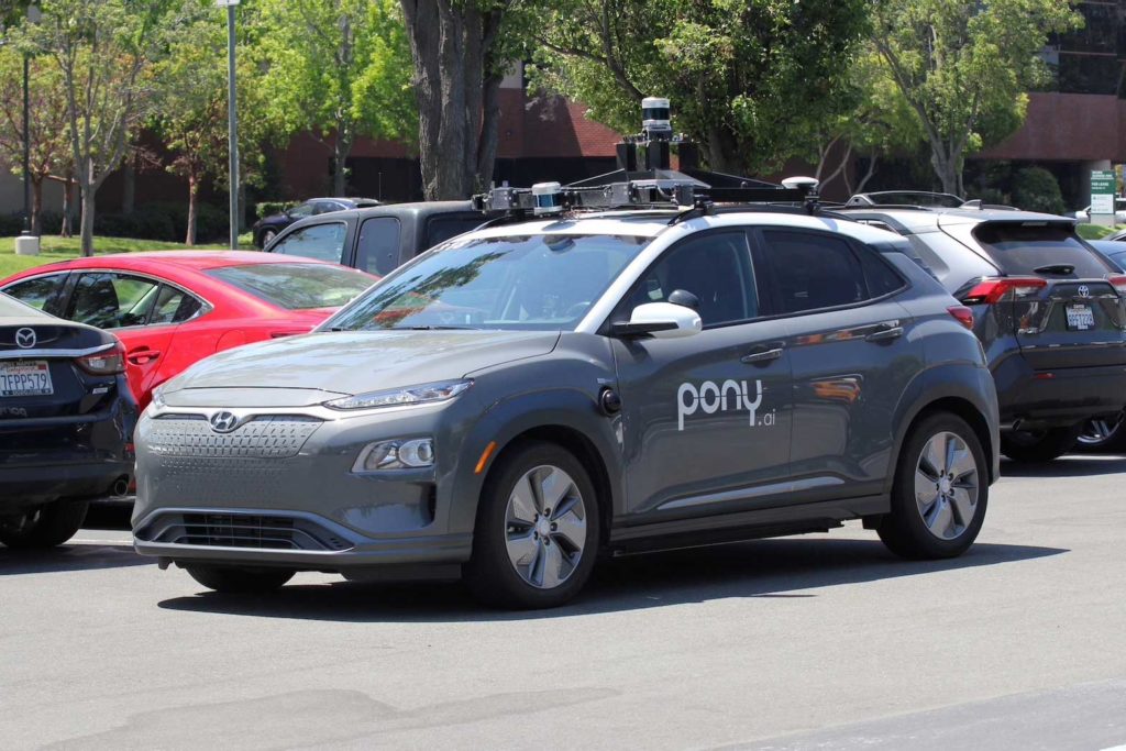 A vehicle equipped with Pony.ai's self-driving technology is parked at the company's office in Fremont, California, U.S. June 17, 2021. REUTERS/Nathan Frandino/File Photo
