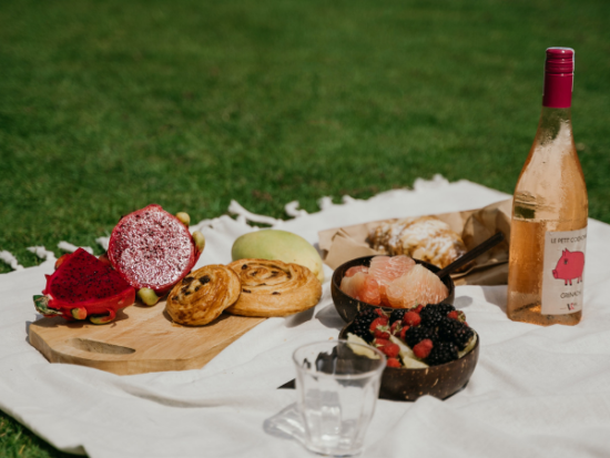 Head on to the park for a picnic anniversary ideas