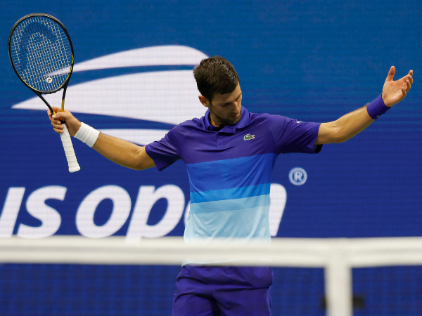 Novak Djokovic beats flat start to reach US Open quarter finals