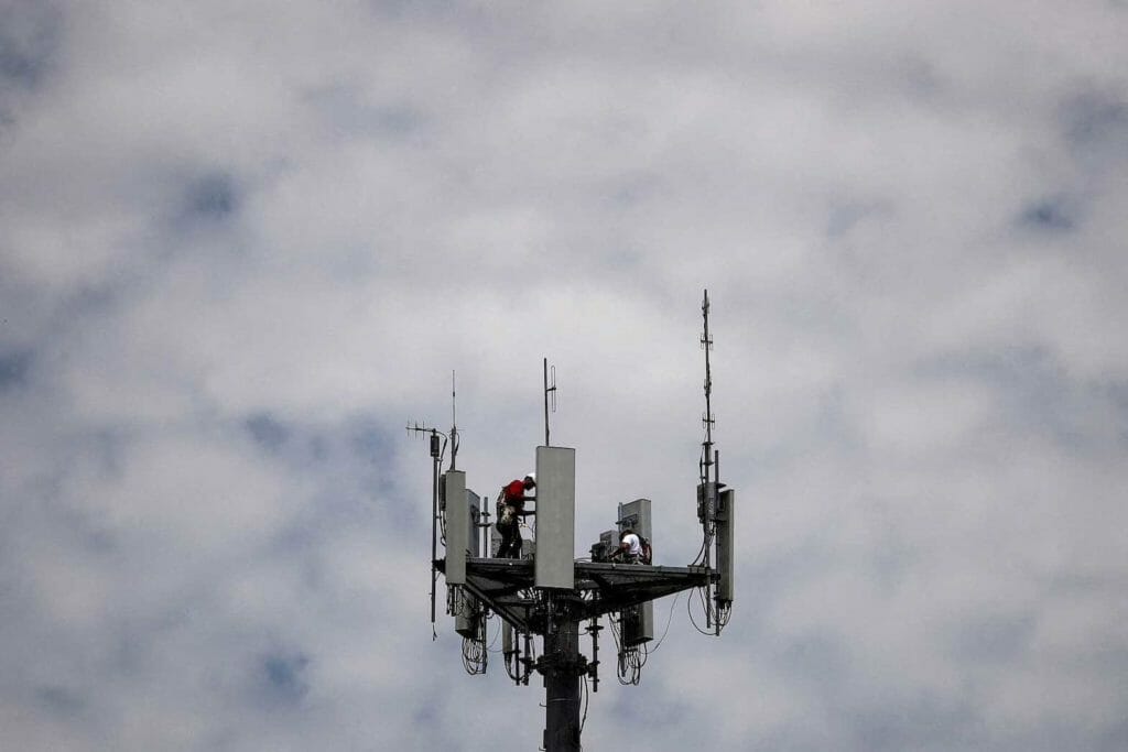 The U.S. Federal Aviation Administration (FAA) has warned that the new 5G technology could interfere with instruments such as altimeters, which measure how far above the ground an airplane is traveling. REURERS