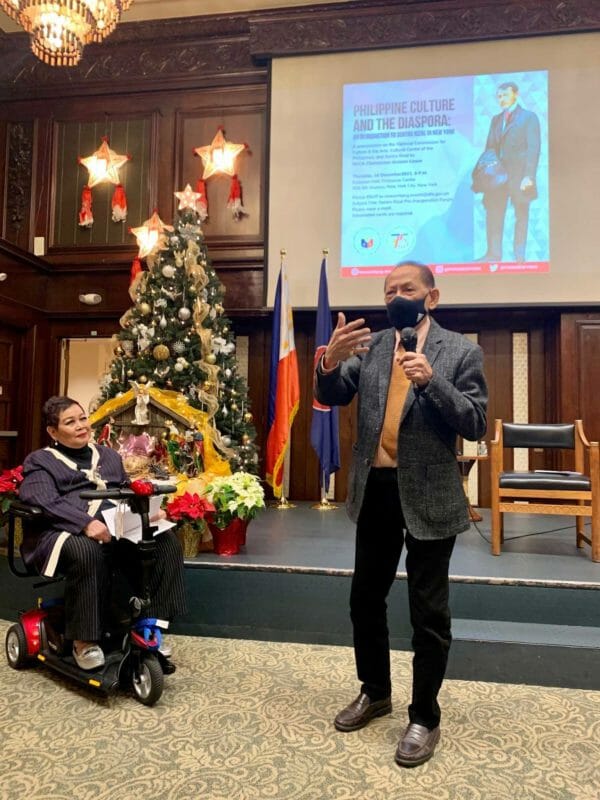 Former actress Lorli Villanieva anchored a Q&A presentation by NCCA Chairman and CCP President  Arsenio Lizaso at Kalayaan Hall, Philippine Center in New York before an audience of arts and film enthusiasts.INQUIRER/Carol tanjutco