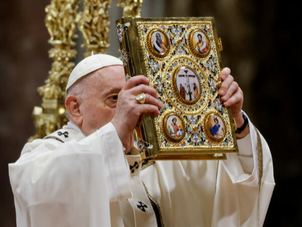 On Epiphany, pope Francis decries Church conservatives in suit of armor