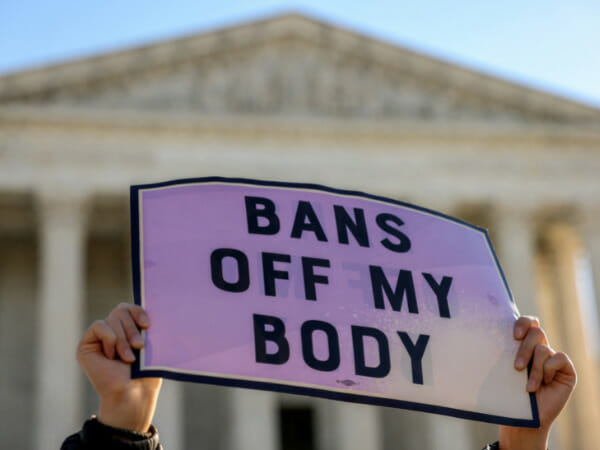 US pleads court to delay legal challenge in Texas abortion law
