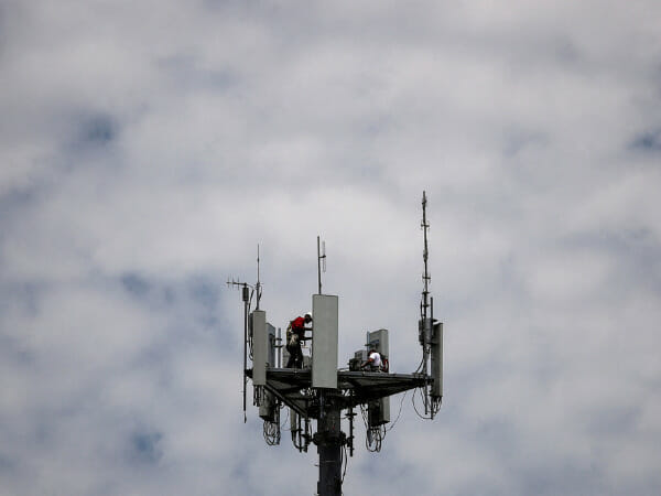 Airlines cancel flights amid US 5G rollout concerns
