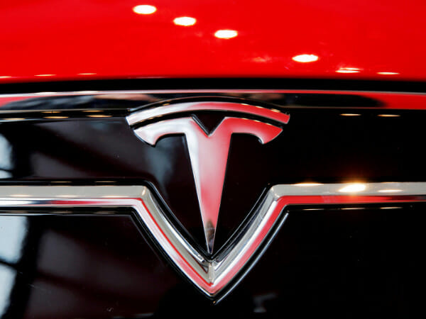 Tesla set to report record earnings, cybertrucks and new factories in focus
