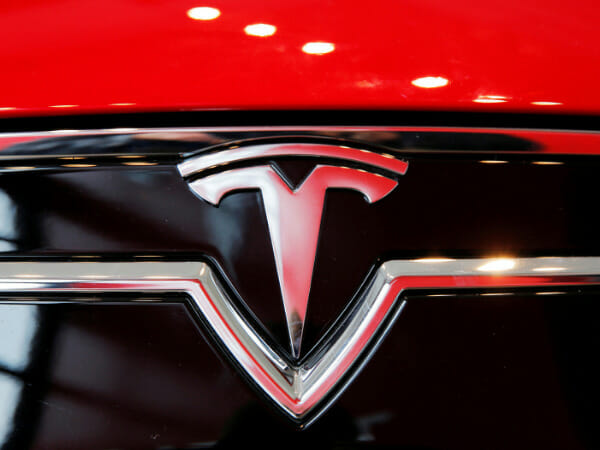 Tesla's Elon Musk to delay Cybertruck production until 2023