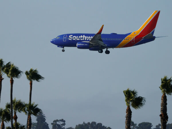 Southwest Airlines to resume alcohol back on planes after almost 2 years