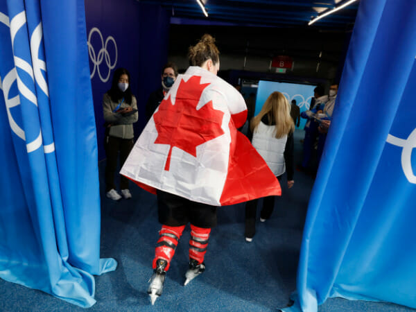Canada enjoys sweet victory over US ice hockey team