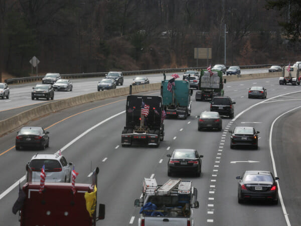 Truckers convoy attempt to enter Washington but police block access