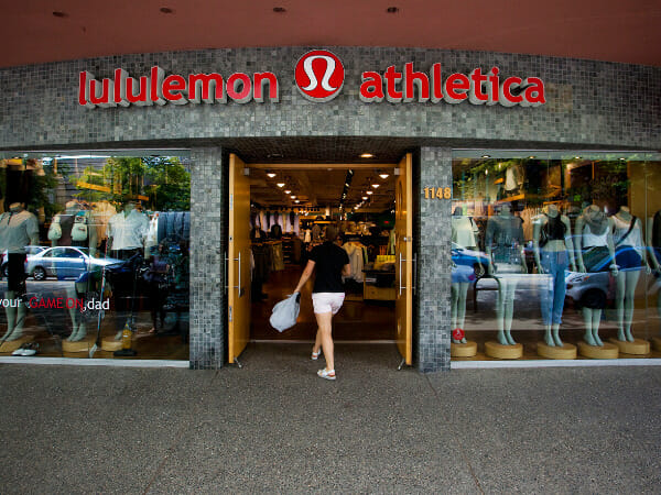 Lululemon foresees strong 2022, plans selective price increases