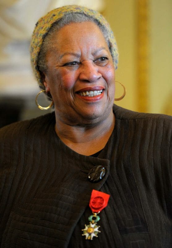 U.S. author Toni Morrison poses after being awarded the Officer de la Legion d'Honneur, the Legion of Honour, France's highest award, during a ceremony at the Culture Ministry in Paris November 3, 2010. REUTERS/Philippe Wojazer