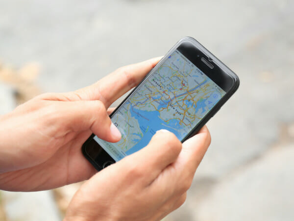 Google Maps vs. Waze: Ease of Route
