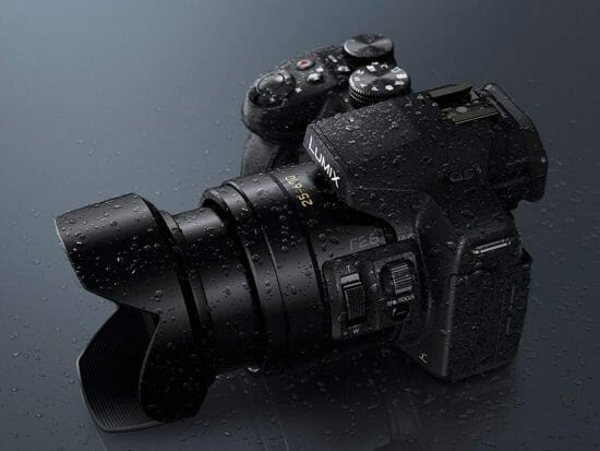 Panasonic LUMIX FZ300 Long Zoom Digital Camera Features 12.1 Megapixel, 1/2.3-Inch Sensor, 4K Video, WiFi, Splash & Dustproof Camera Body