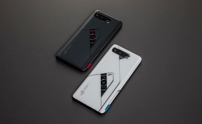 This is the Asus ROG Phone 5.