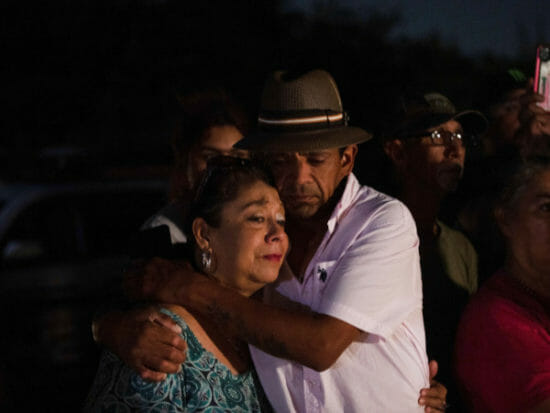 Bodies of 46 dead migrants found in truck in Texas