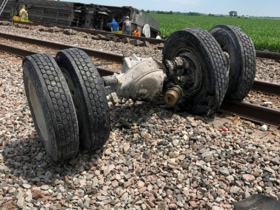 Three dead in Missouri after Amtrak train crash and derailment