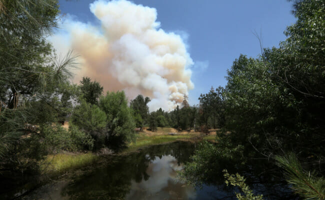 California's Oak Fire expands uncontained toward Yosemite