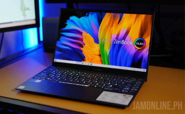 This is the Asus Zenbook 13 OLED. 